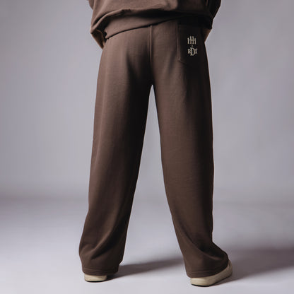 BROWN SINGLE PLEAT SWEATPANTS