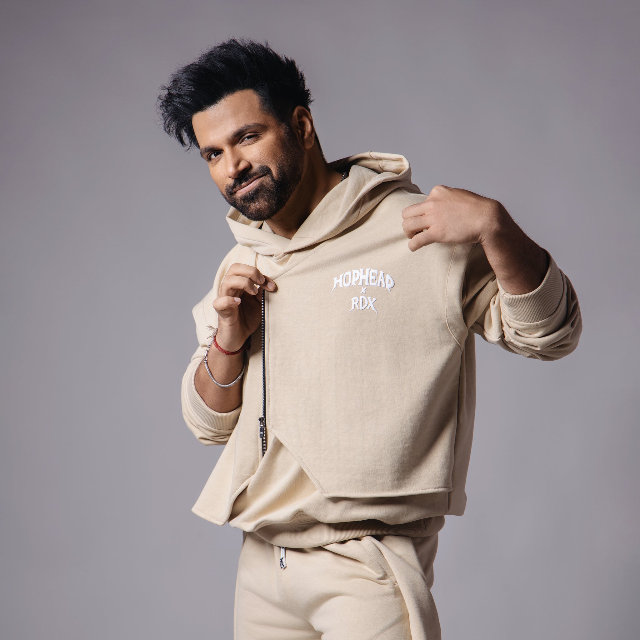 BEIGE ZIPPER ON HOODIE - Hophead