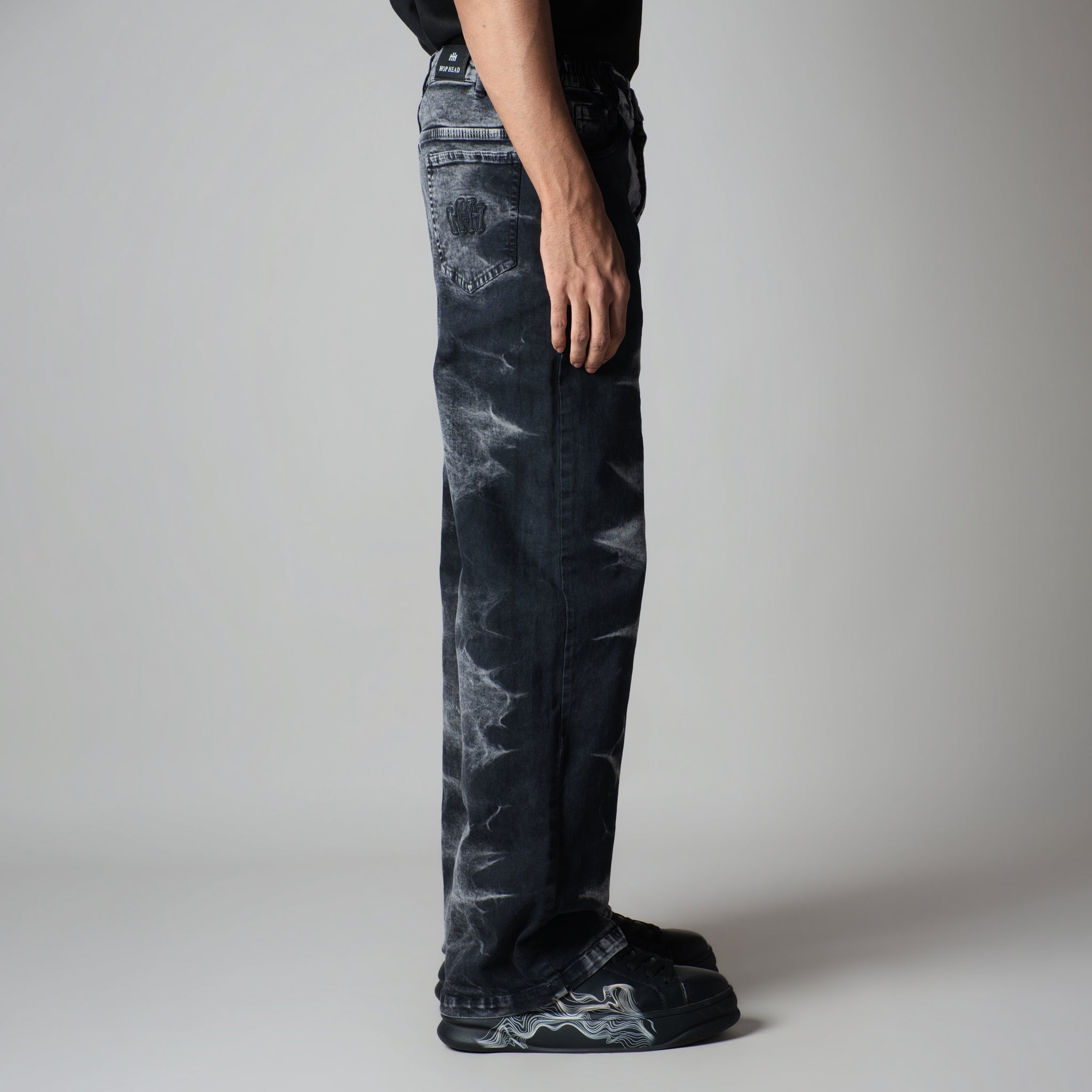 BLACK BLIZZARD WASH DENIM - Hophead