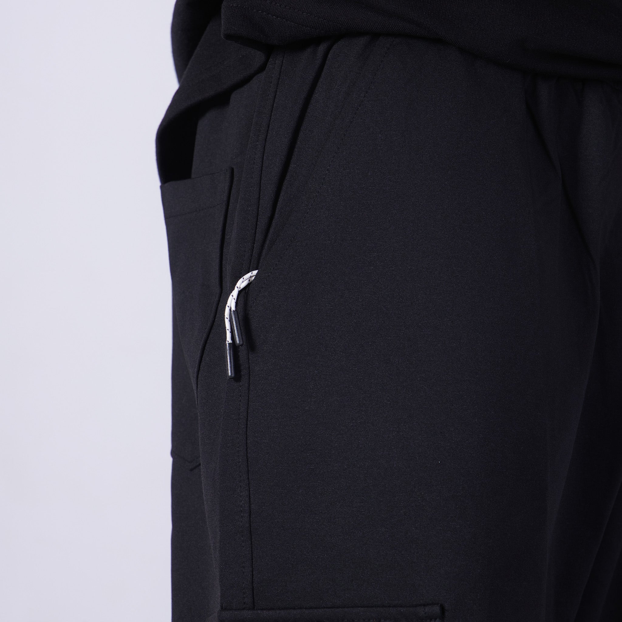 BLACK CARGO SWEATPANT - Hophead