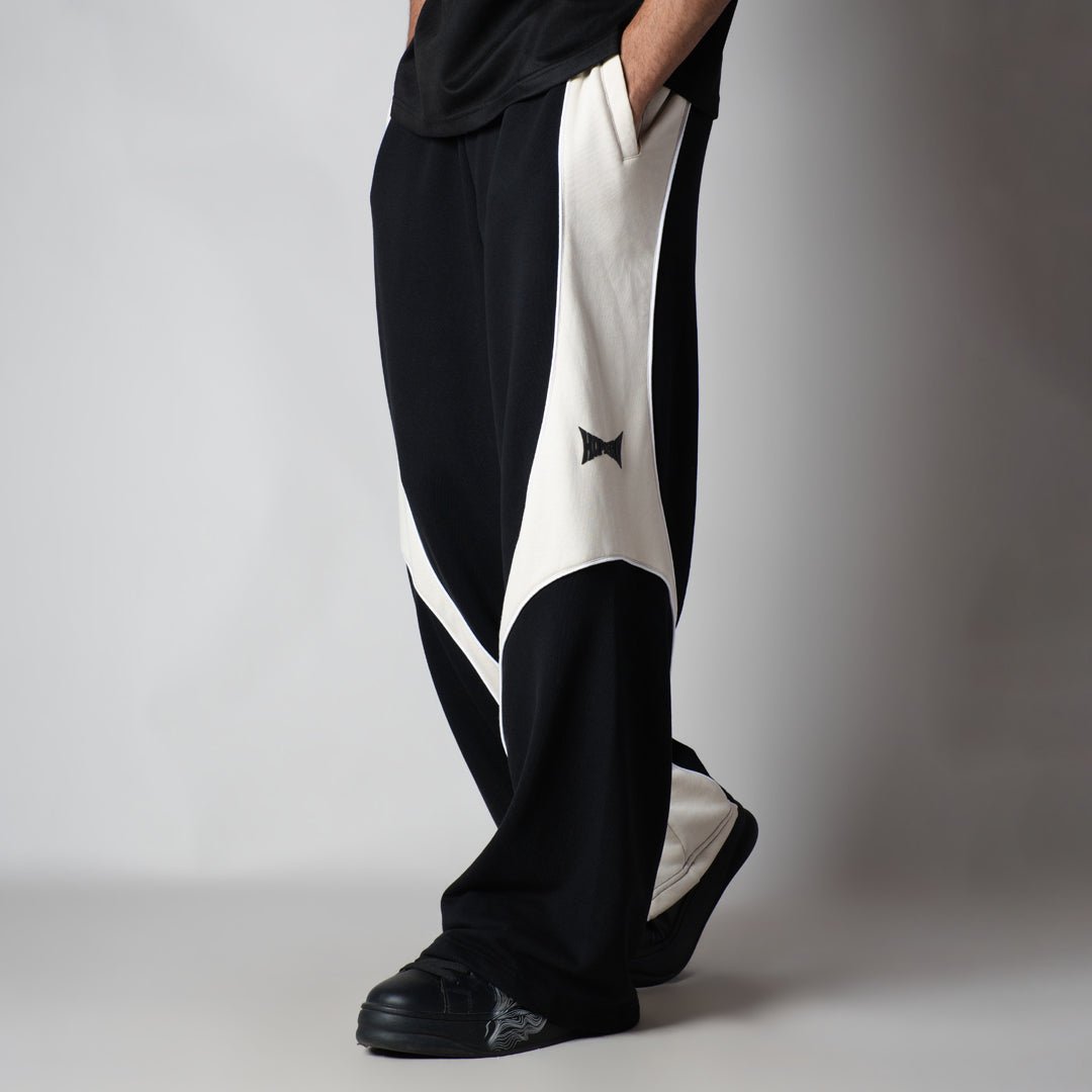 BLACK HALF CIRCLE SWEATPANT - Hophead