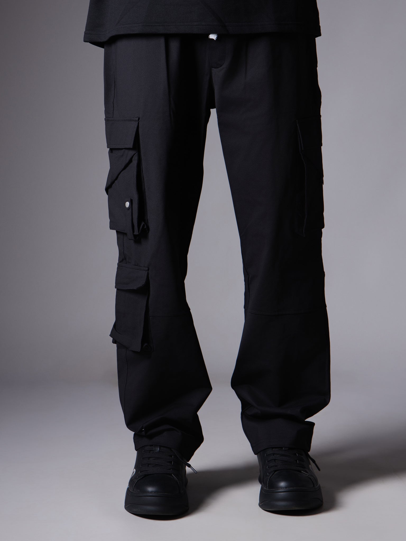 BLACK MULTI POCKET CARGO SWEAPANTS - Hophead
