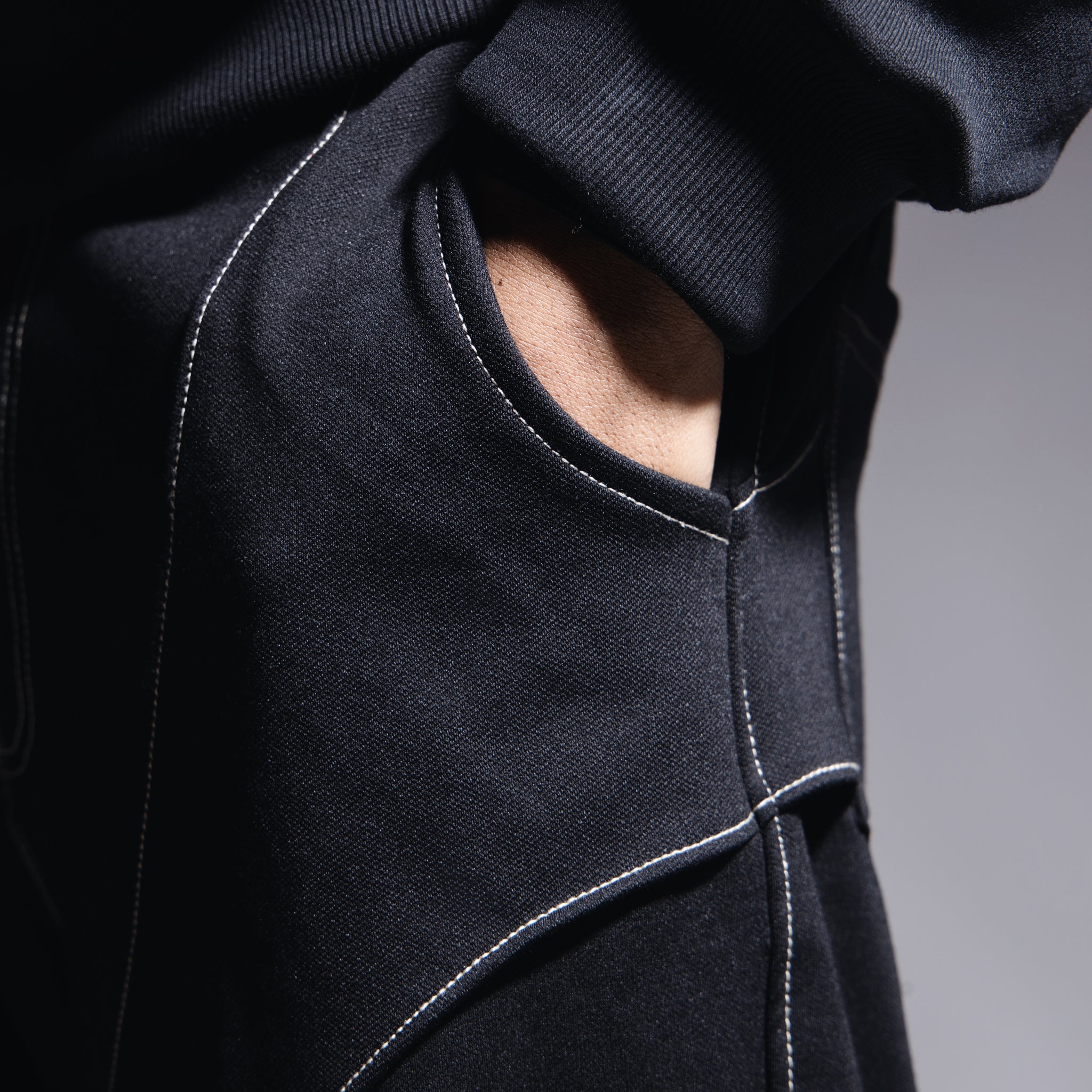 BLACK PATCHWORK CARGO - Hophead