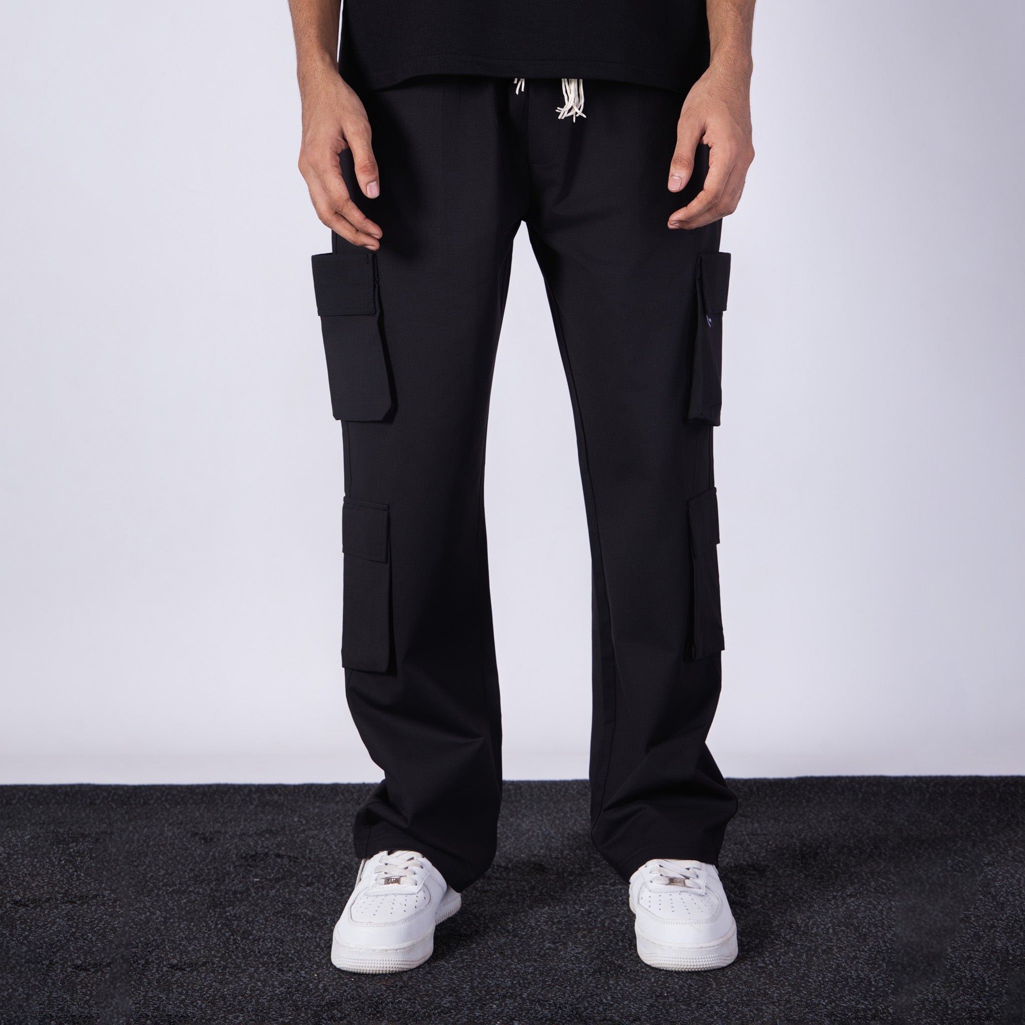 BLACK SIDE POCKET STRAIGHT FIT CARGO SWEATPANT - Hophead