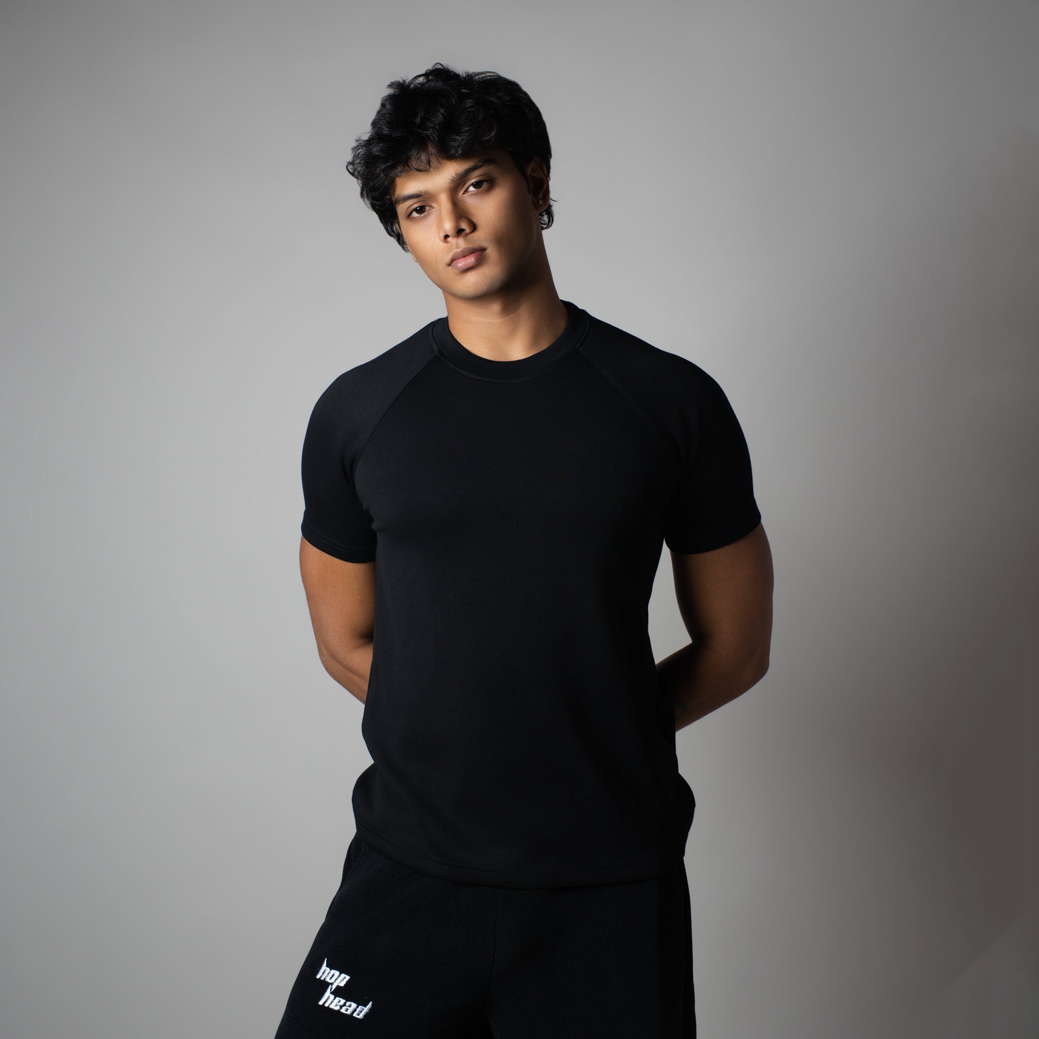 BLACK SIGNATURE RAGLAN T-SHIRT - Hophead