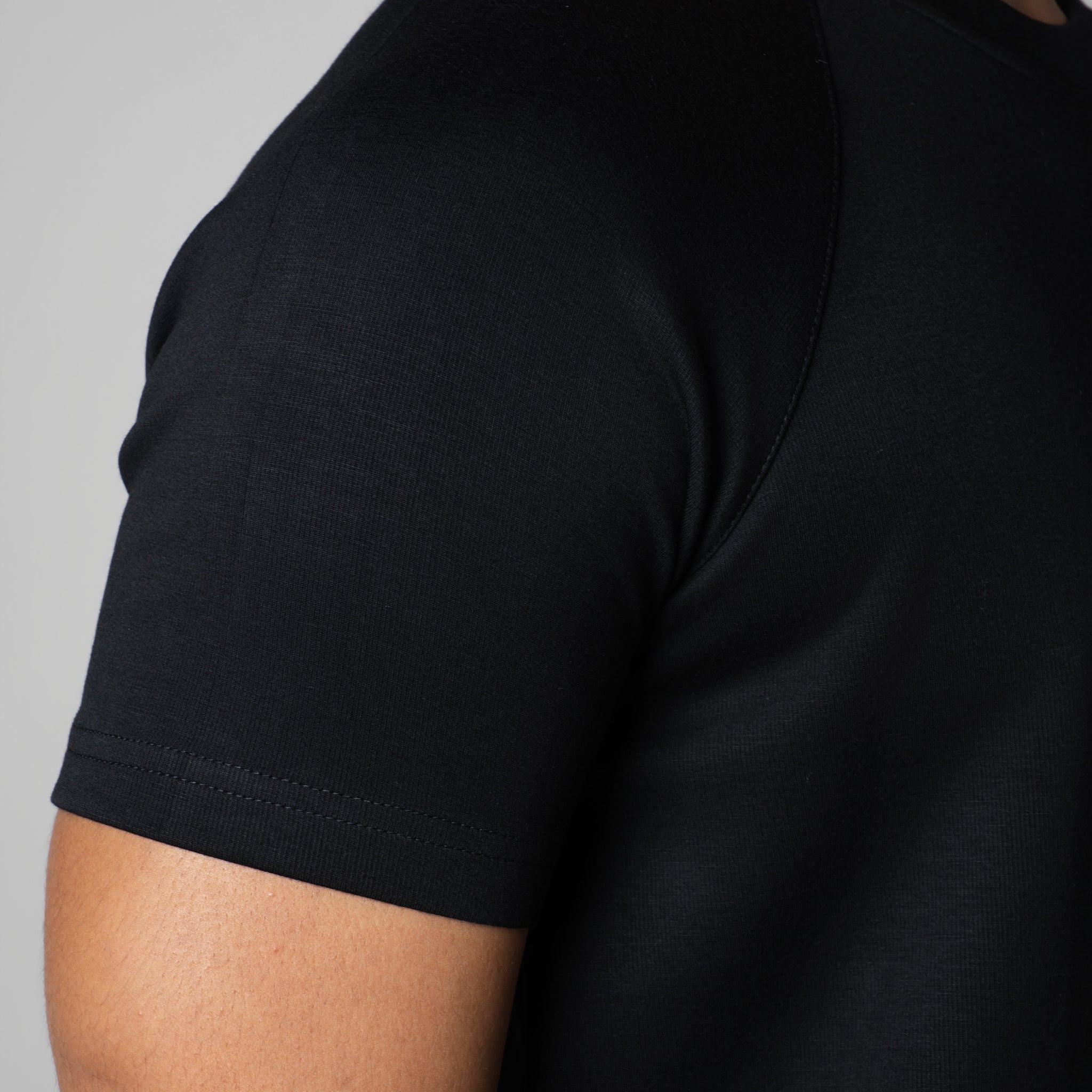 BLACK SIGNATURE RAGLAN T-SHIRT - Hophead