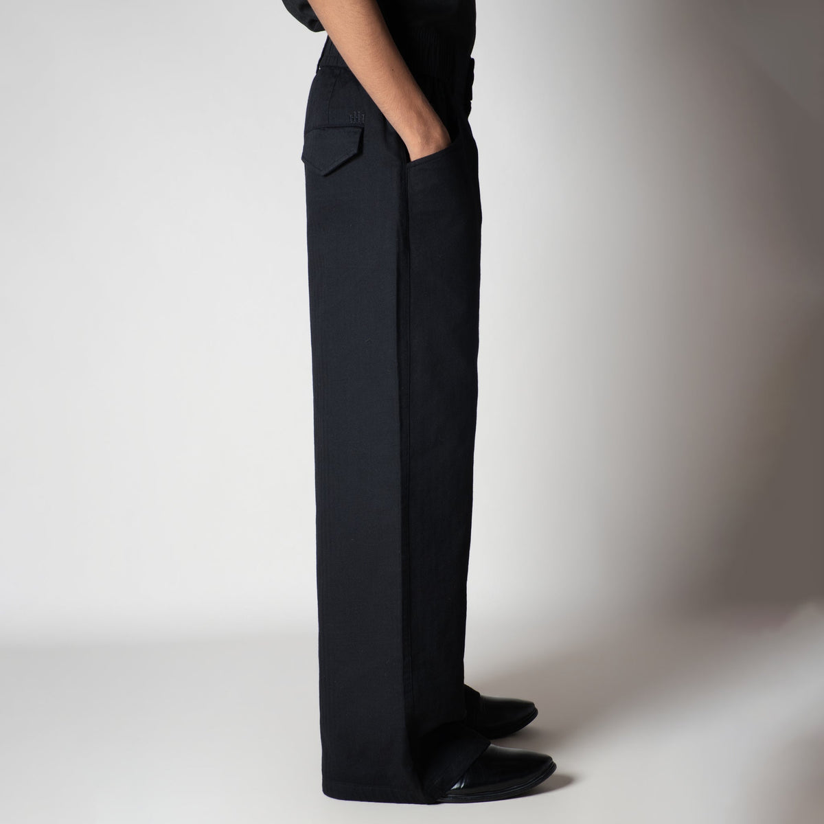BLACK SOFTMOVE CLASSIC LINEN PANTS - Hophead