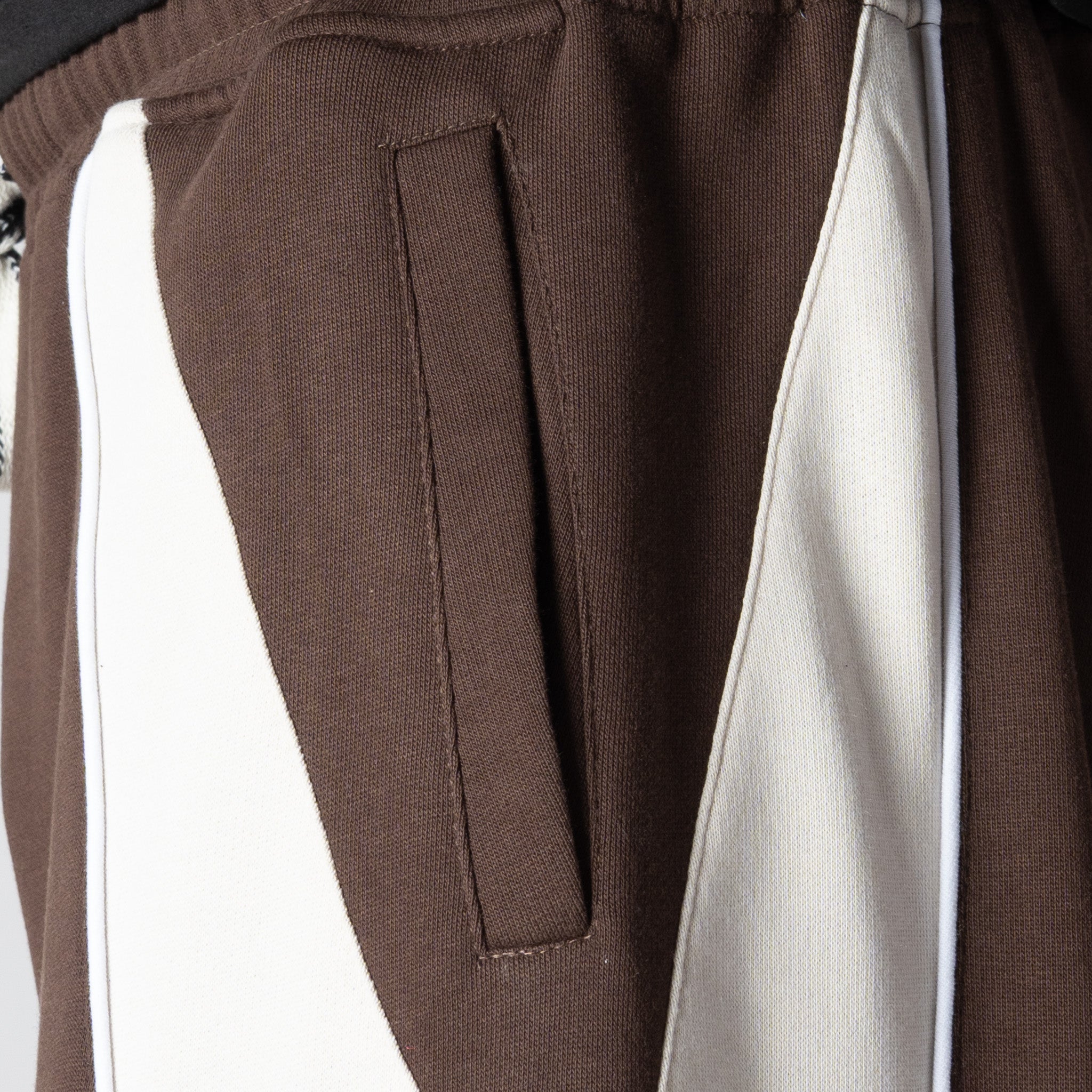 BROWN DOWNWARD ARROW SWEATPANT - Hophead