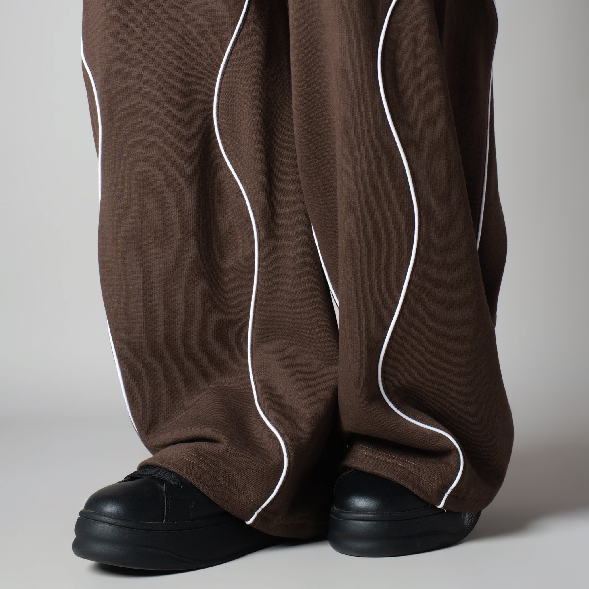 BROWN WAVY EDGE SWEATPANT - Hophead