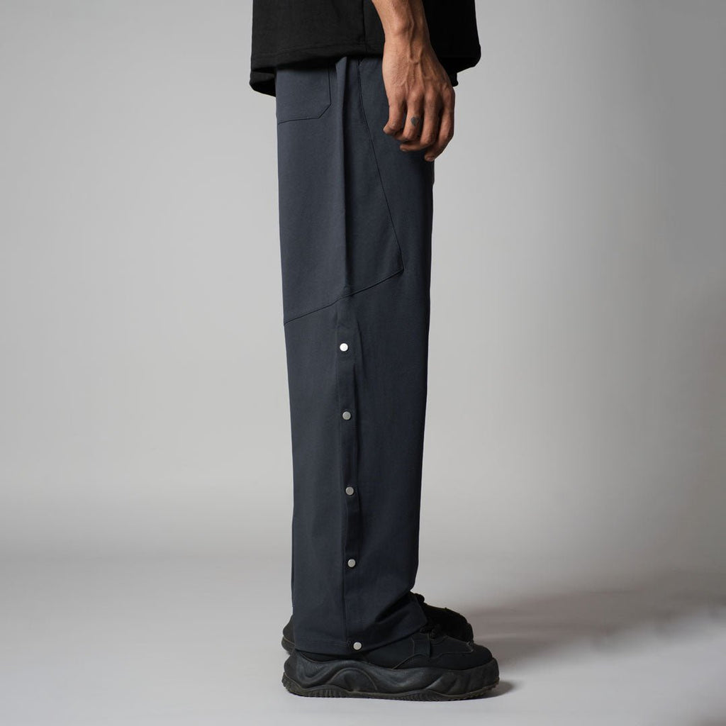 CHARCOAL BUTTON DOWN CARGO SWEATPANTS - Hophead