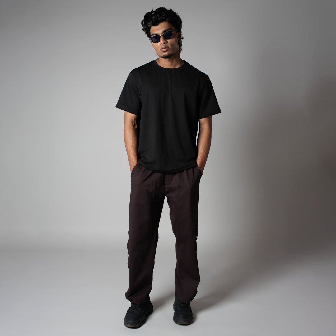 COFFEE BUTTON DOWN CARGO SWEATPANTS - Hophead
