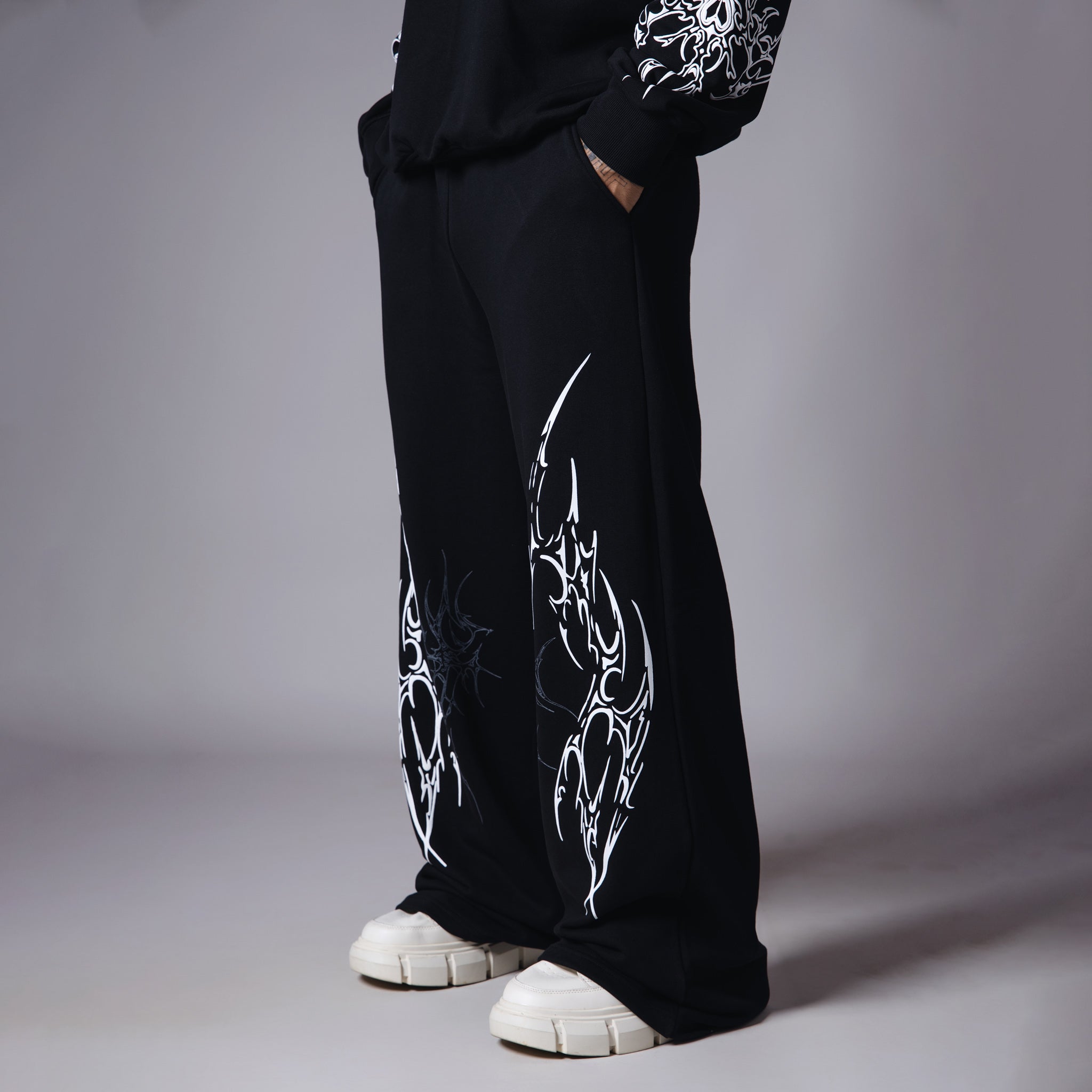 DARK FEATHER SWEATPANTS - Hophead