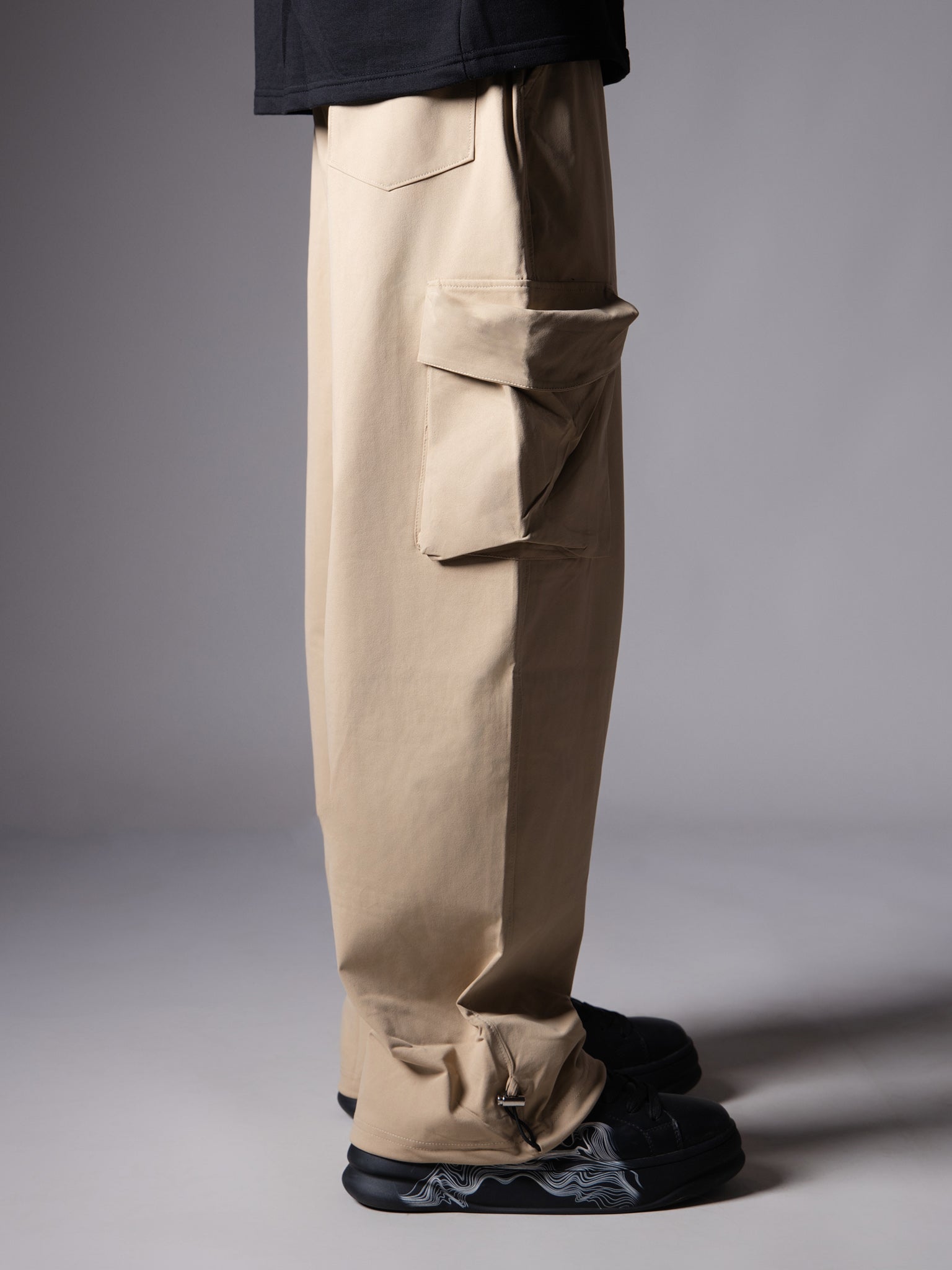 IVORY SIDE POCKET BAGGY CARGO SWEATPANT - Hophead