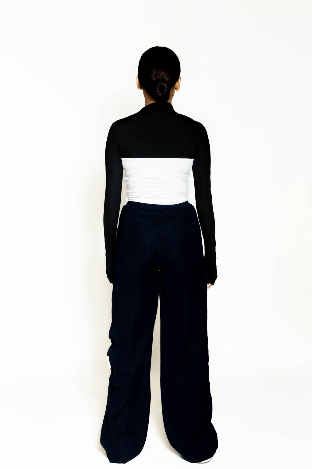 MONOTONE CROP TOP - Hophead