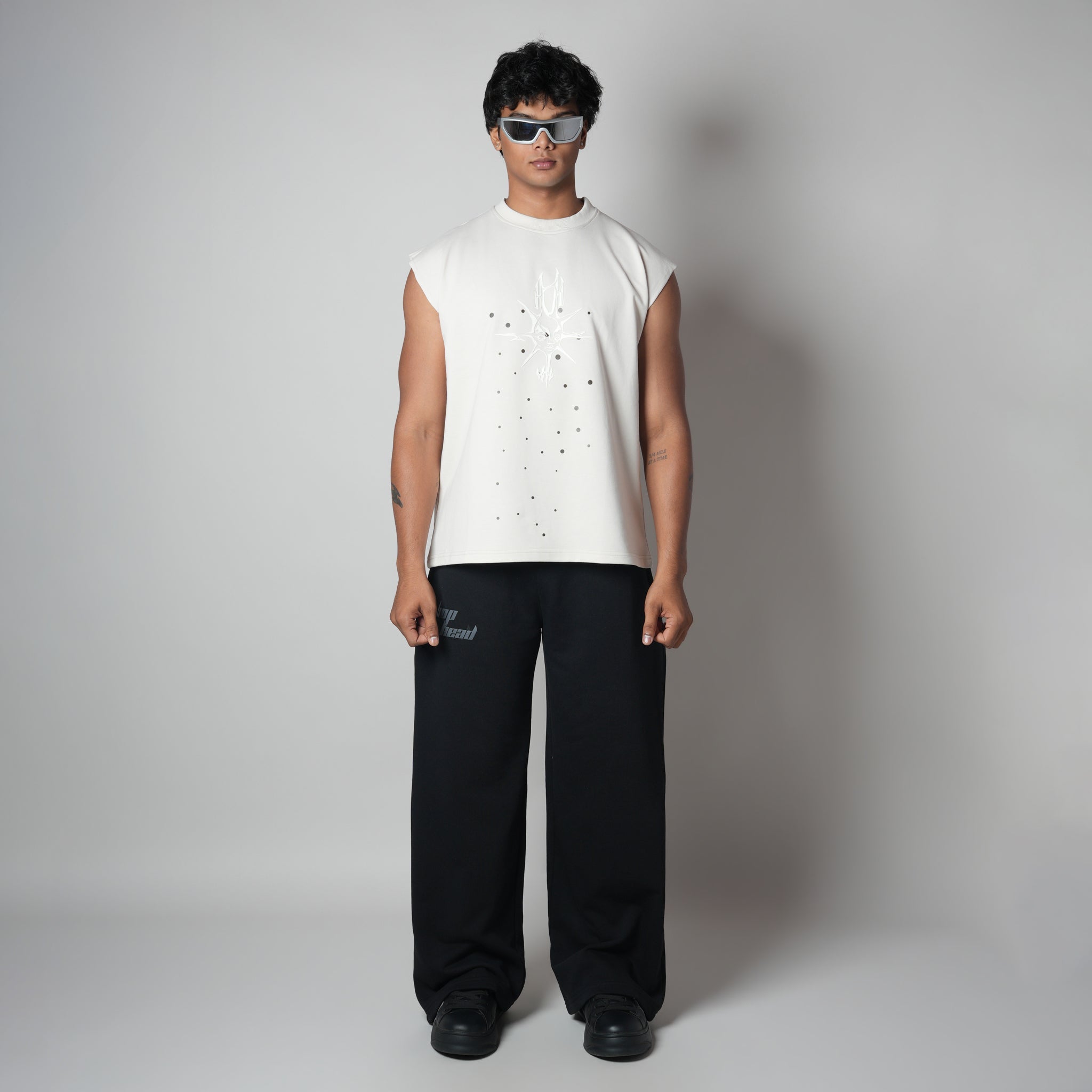 MORNING STAR IVORY SLEEVELESS GRAPHIC T-SHIRT - Hophead