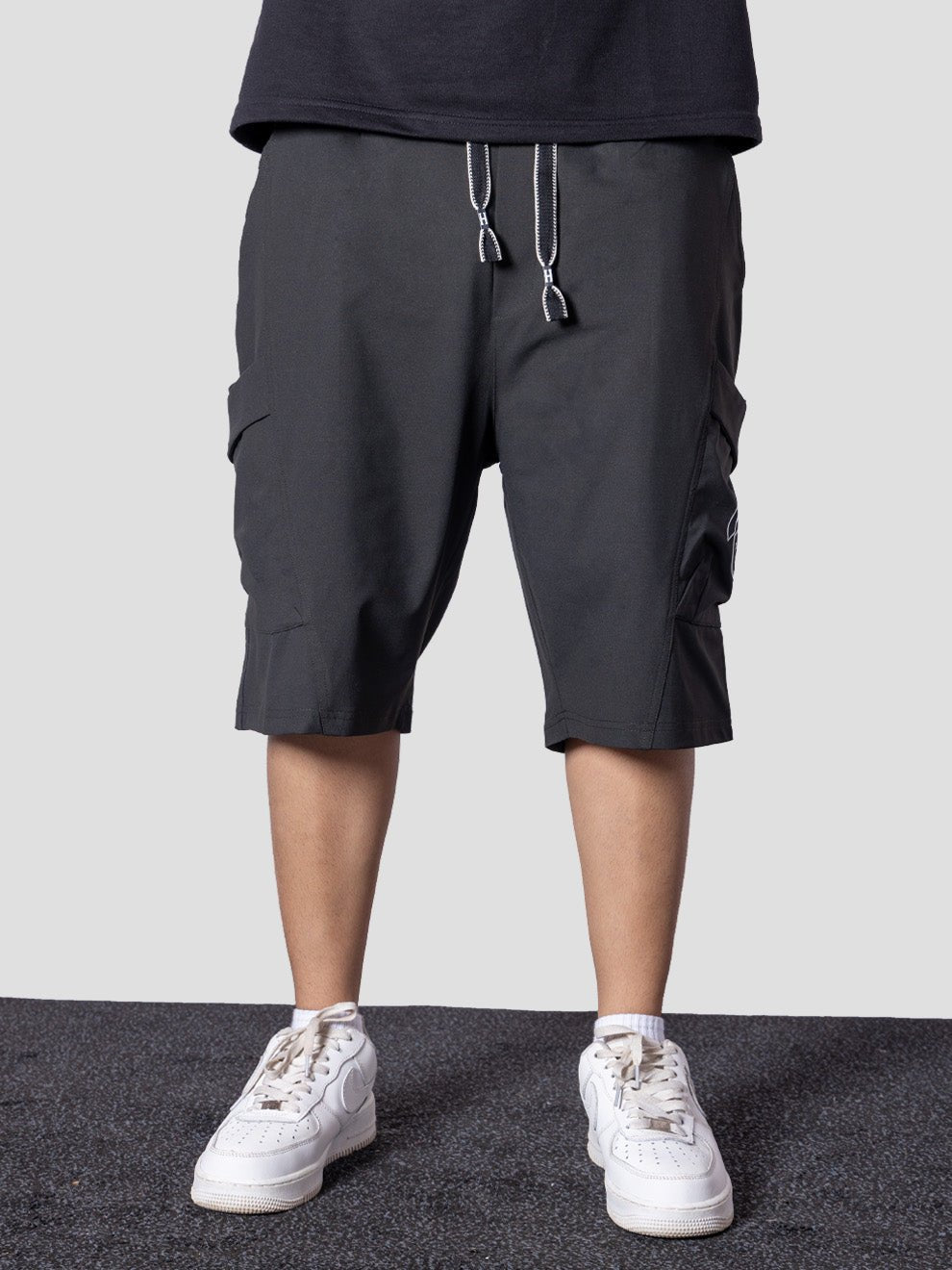 OLIVE GREEN CARPENTER POCKET OVERSIZED SHORTS - Hophead