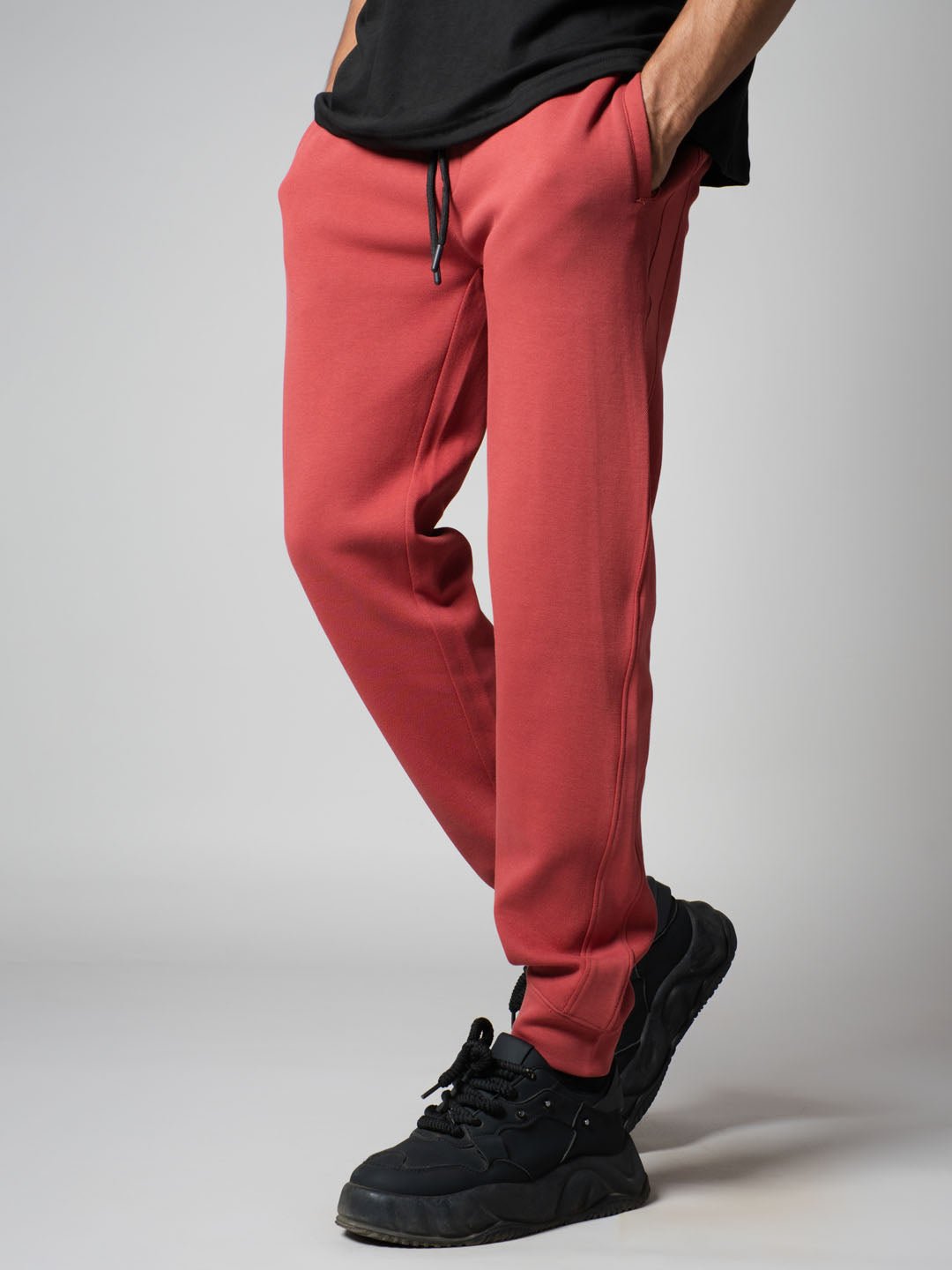 RED PATCH SWEATPANTS - Hophead