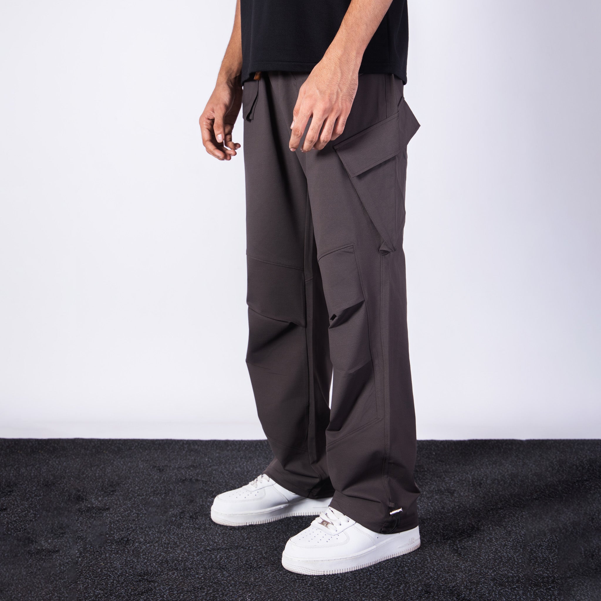 UMBER BROWN CROSS POCKET STRAIGHT FIT CARGO SWEATPANT - Hophead