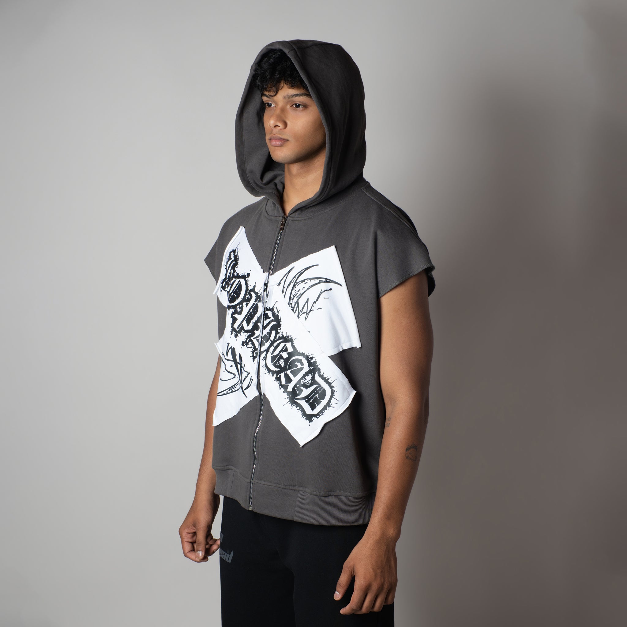 VOID CROSS SLEEVELESS HOODED VEST - Hophead