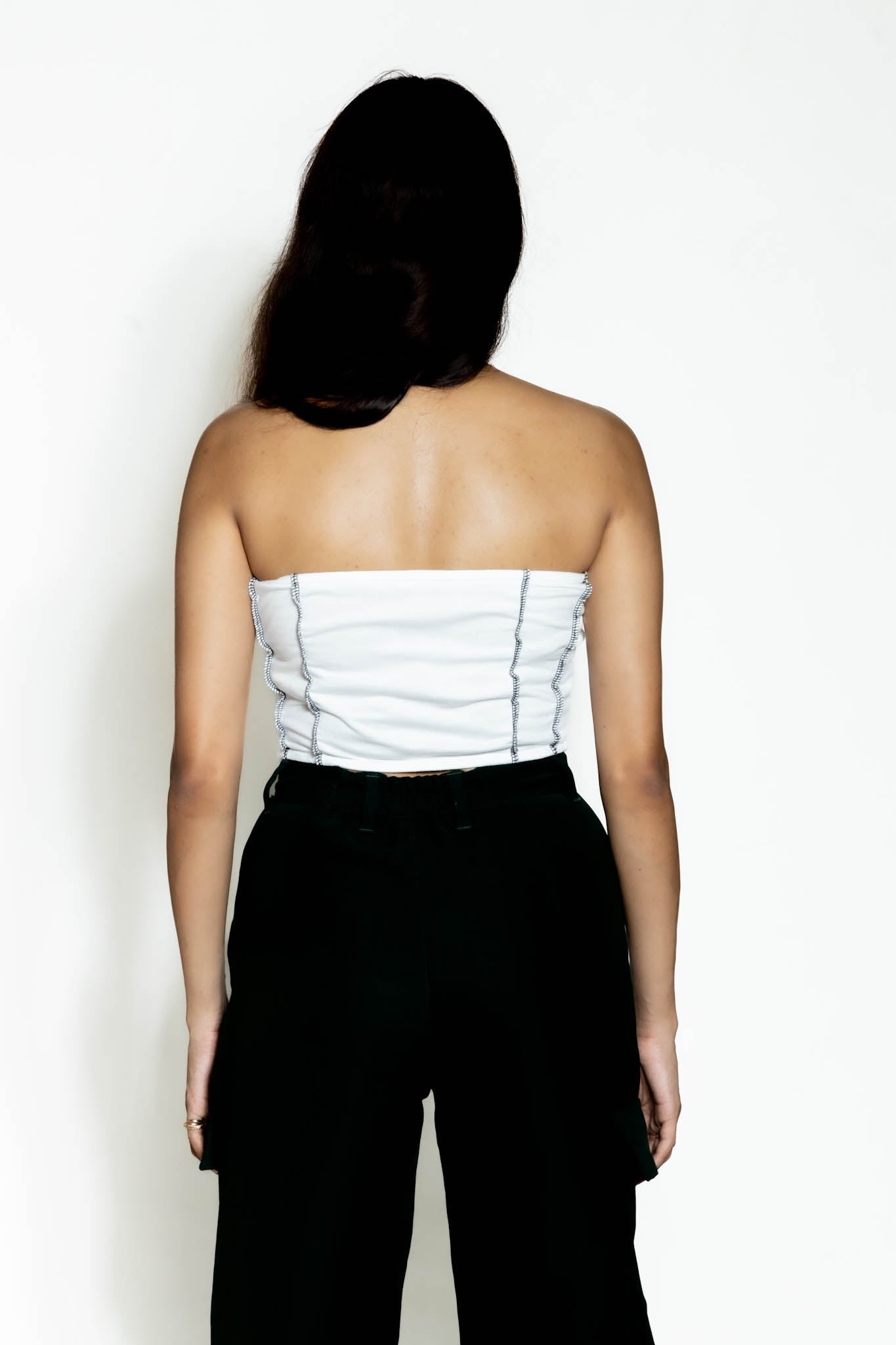 WHITE HALTER NECK STITCH - LINE TOP - Hophead