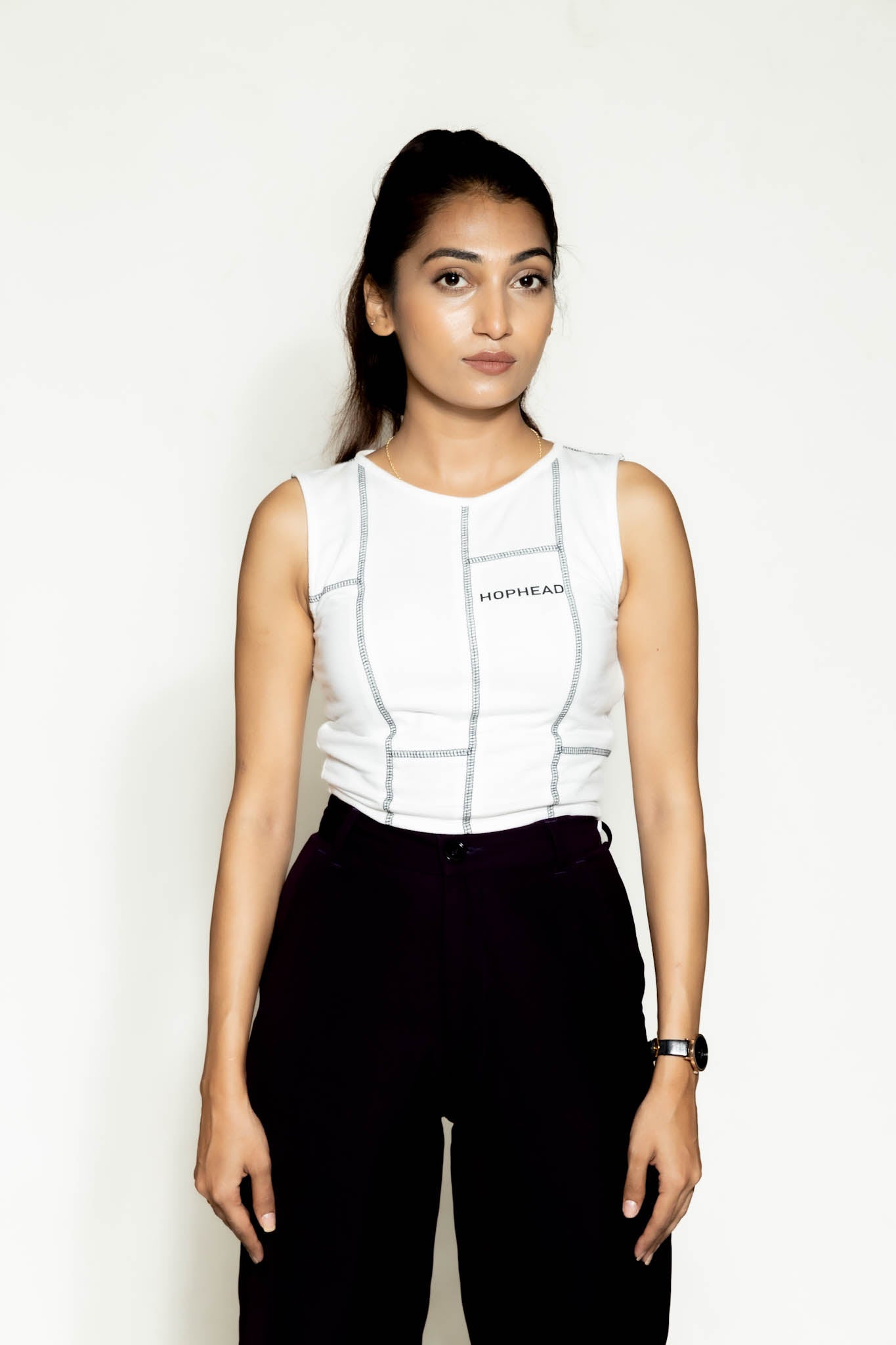 WHITE PATCH CROP TOP